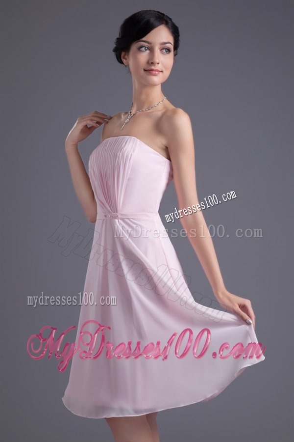 Lovely Pink Empire Strapless Knee-length Chiffon Ruching Evening Dress