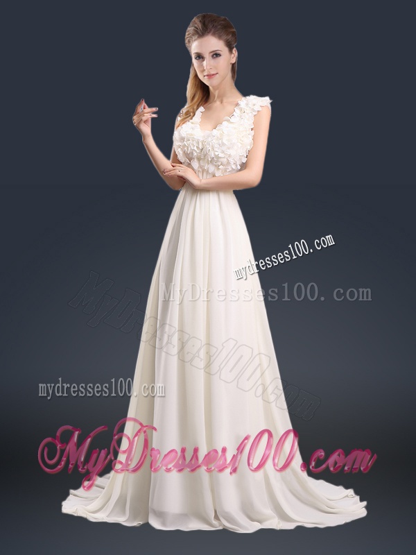 Pretty V Neck Empire Evening Dresses with Appliques