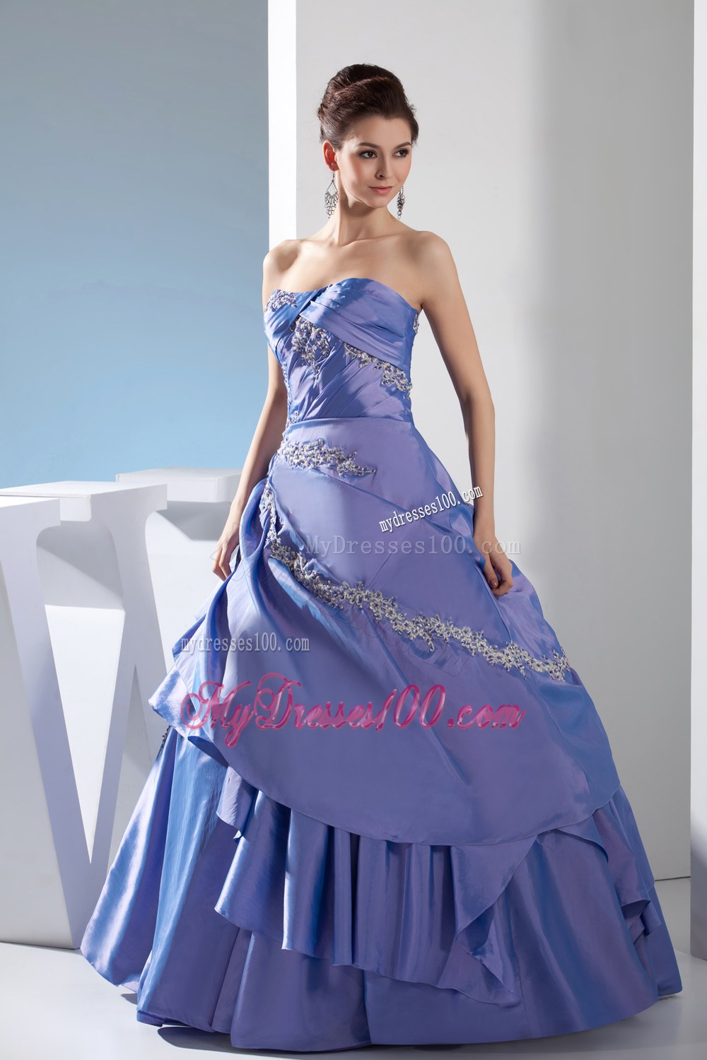 Lavendas Ruching and Appliques Dresses for 15 Made of Ruffles