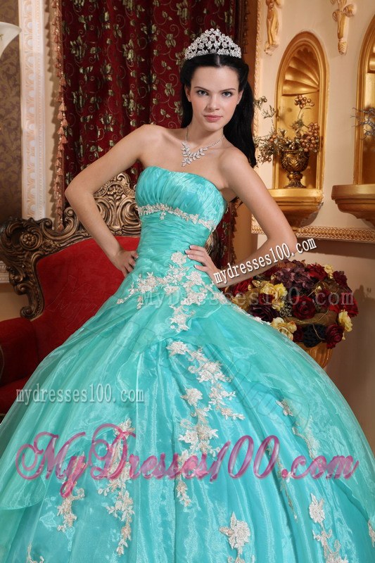 Aqua Blue Puffy Dresses for A Quince Decored White Appliques