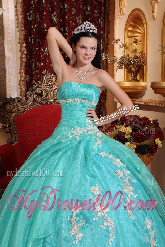 Aqua Blue Puffy Dresses for A Quince Decored White Appliques