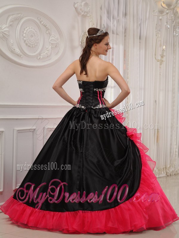 Red and Black Sweet 16 Quinceanera Dresses with Boning Details