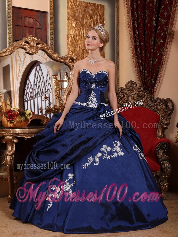 Beaded Appliques Navy Blue Dresses for 15 Made of Big Bottom