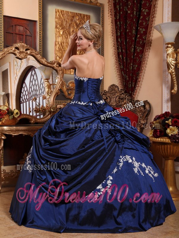 Beaded Appliques Navy Blue Dresses for 15 Made of Big Bottom
