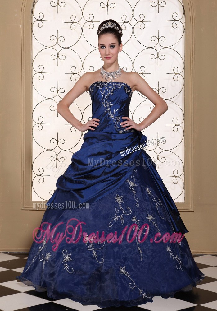 Exclusive Quinceanera Dress With Embroidery For 2013 Strapless N