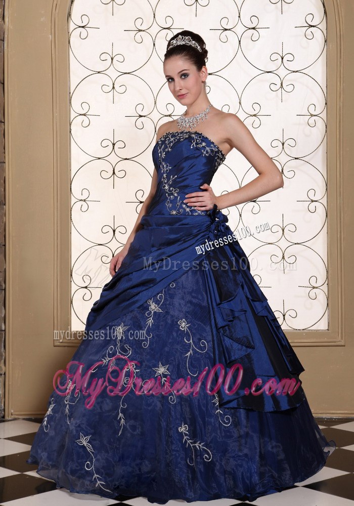 Exclusive Quinceanera Dress With Embroidery For 2013 Strapless N