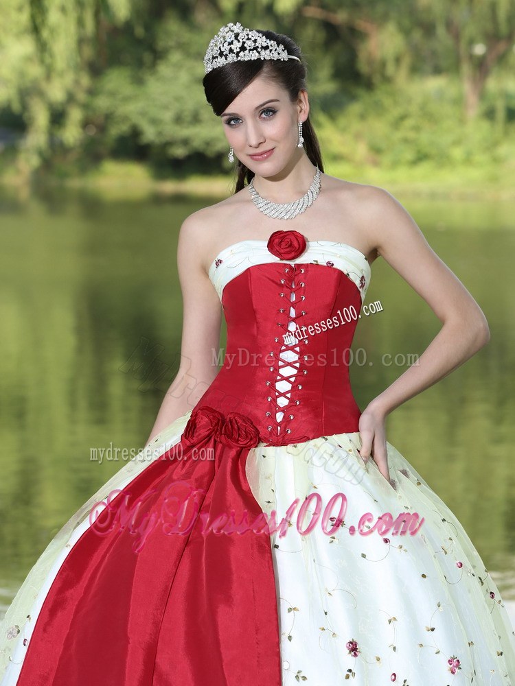 Flower Decorated Dresses for 15 with Scattered Beaing and Layers
