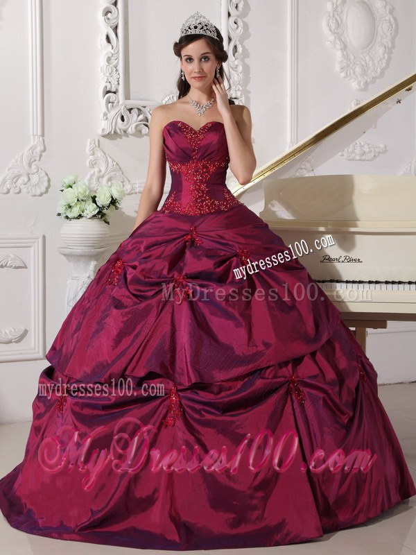 Burgunday Beaded Sweetheart Taffeta Appilques Quinceanera Party Dress