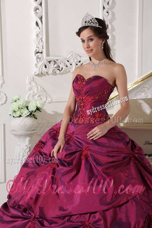 Burgunday Beaded Sweetheart Taffeta Appilques Quinceanera Party Dress