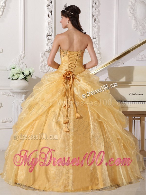 Appliques Dress for Quinceaneras in Gold Embellished with Flower