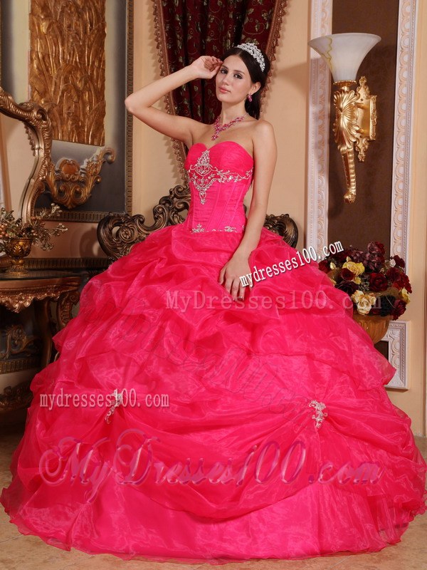 Quinceaneras Dress Characterized Waving Ruflles to Floor Length