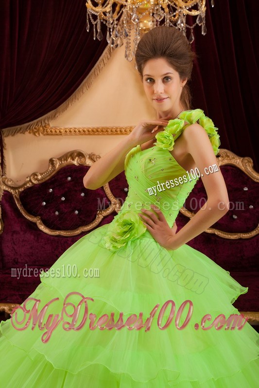 Lemon Green Princess Dresses for A Quinceanera with Layers
