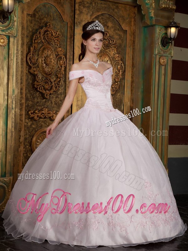 Off The Shoulder Quinceanera Gown Dresses in Light Pink