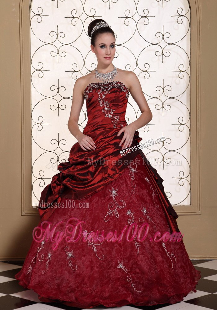 Embroidery Decorated Quinceanera Dress in Wine Red with Layers