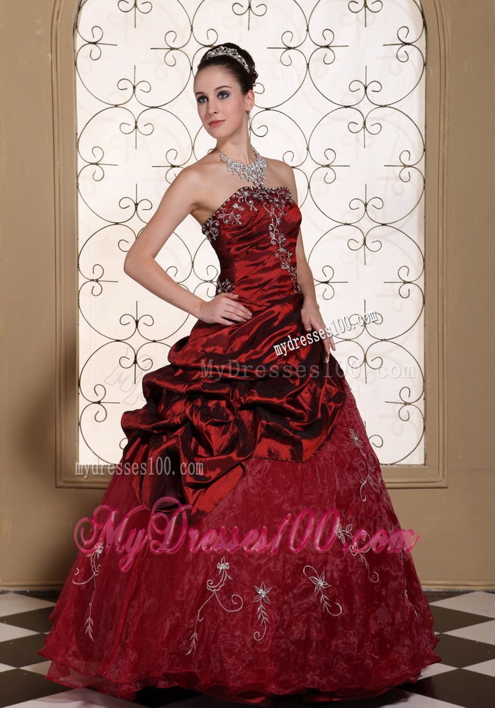 Embroidery Decorated Quinceanera Dress in Wine Red with Layers