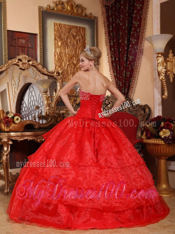 Red Sweet Sixteen Dresses with Scattered Appliques and Layers
