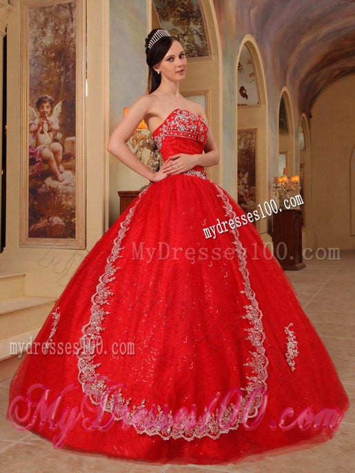 White Embroidery Quinceanera Dresses Gowns in Bright Red