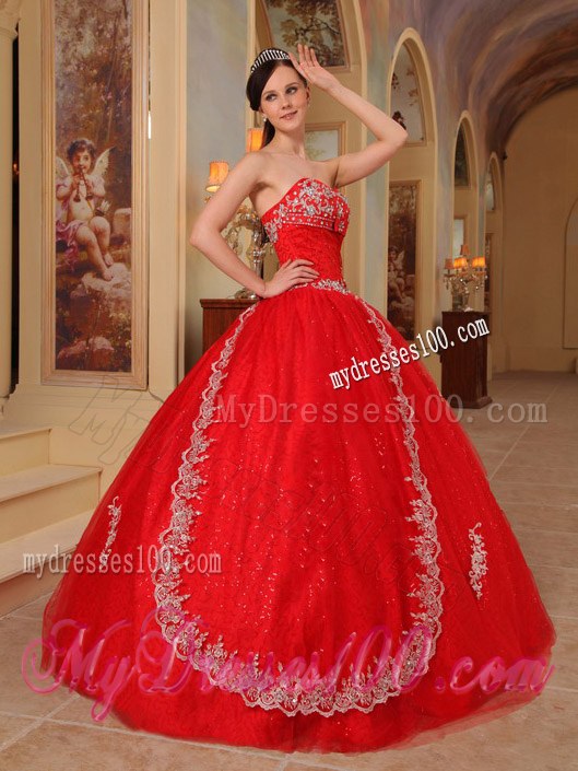 White Embroidery Quinceanera Dresses Gowns in Bright Red