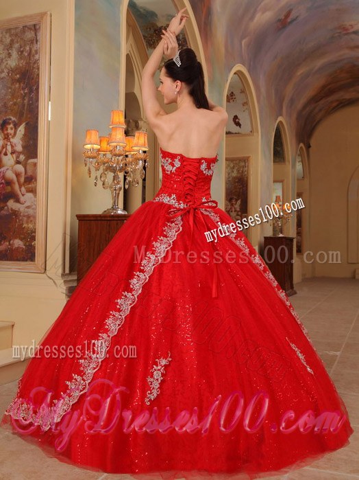 White Embroidery Quinceanera Dresses Gowns in Bright Red