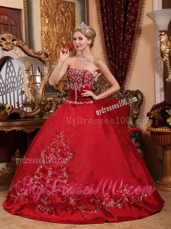 Puffy Dress for Quinceaneras Embellished Embroidery in Wine Red
