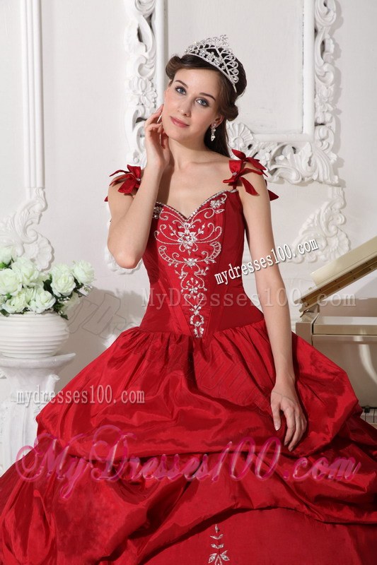 Straps Wine Red Ball Gown for Dresses 15 with Heavy Embroidery
