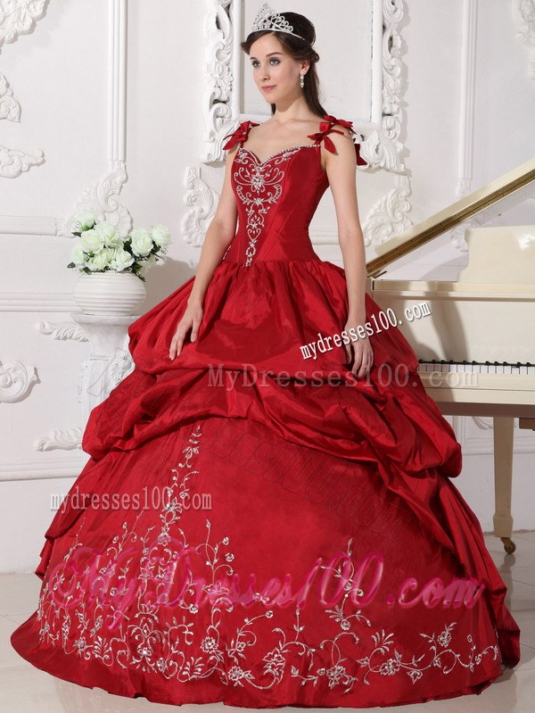 Straps Wine Red Ball Gown for Dresses 15 with Heavy Embroidery