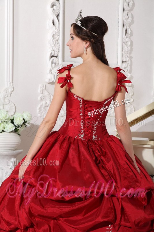 Straps Wine Red Ball Gown for Dresses 15 with Heavy Embroidery
