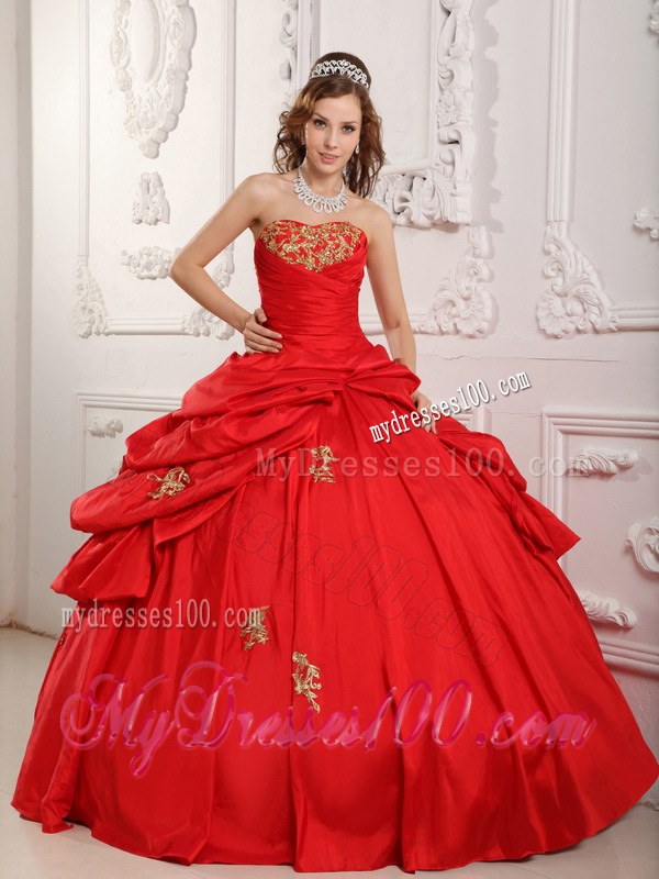 Scattered Appliques Sweet Sixteen Dresses Embellished Ruffles