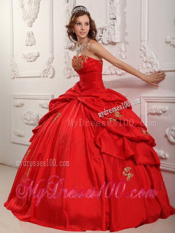 Scattered Appliques Sweet Sixteen Dresses Embellished Ruffles