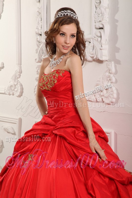 Scattered Appliques Sweet Sixteen Dresses Embellished Ruffles