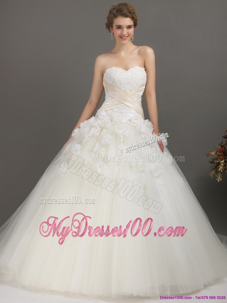 2016 Elegant Sweetheart Wedding Dress with Appliques