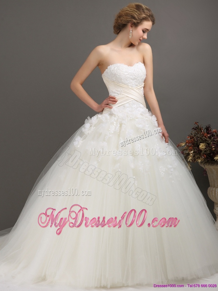 2016 Elegant Sweetheart Wedding Dress with Appliques