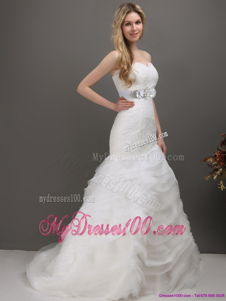 2016 Fashionable Sweetheart Wedding Dress with Lace and Appliques