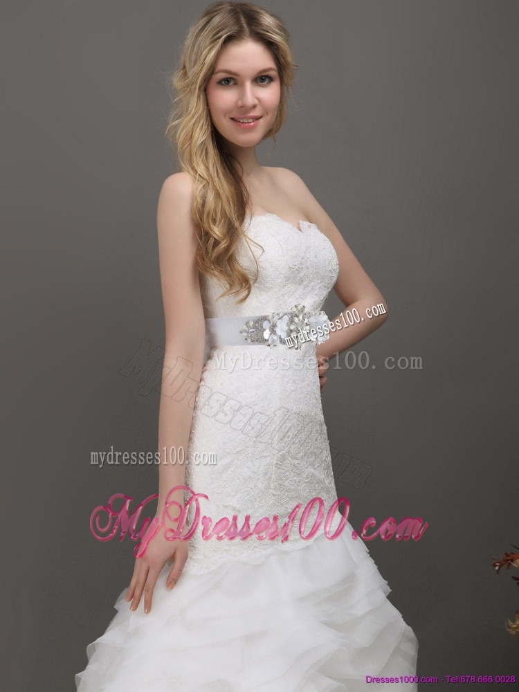 2016 Fashionable Sweetheart Wedding Dress with Lace and Appliques