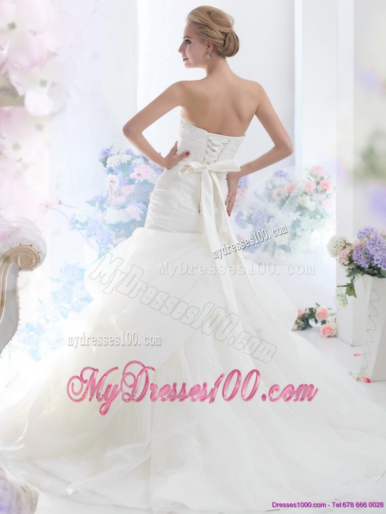 2016 Gorgeous Sweetheart Wedding Dress with Beading