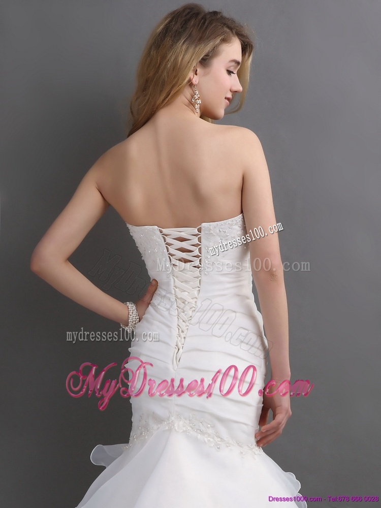 2016 Modest Sweetheart Wedding Dress with Ruching and Ruffles