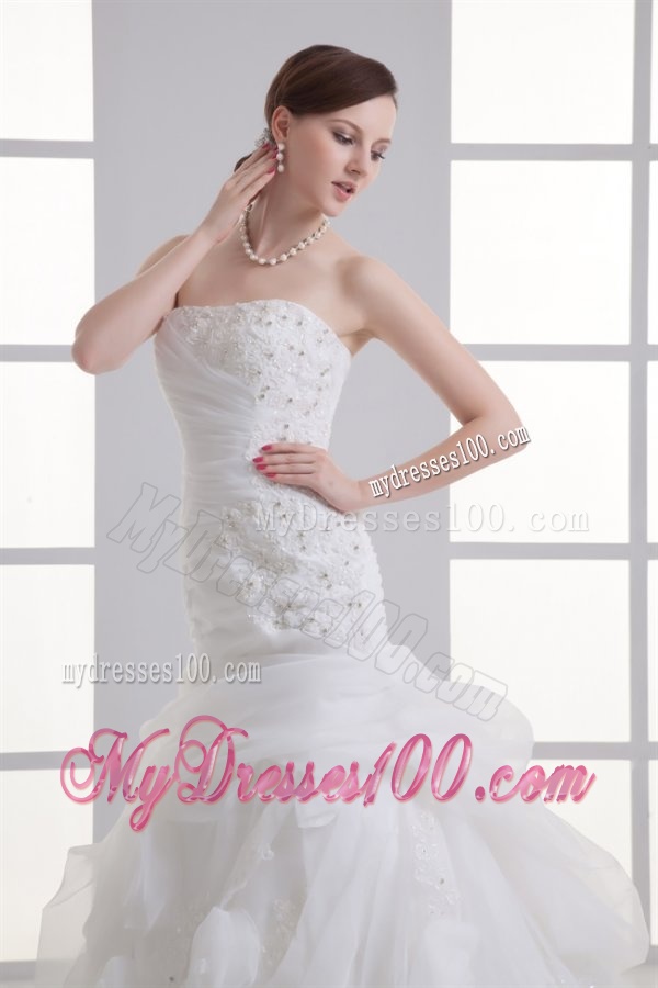 A-line Strapless Hand Made Flowers Pick-ups Appliques Wedding Dress