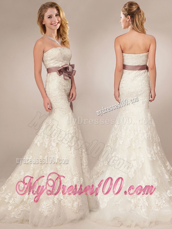 Classical Mermaid Strapless Side Zipper Wedding Dresses with Lace and Sashes