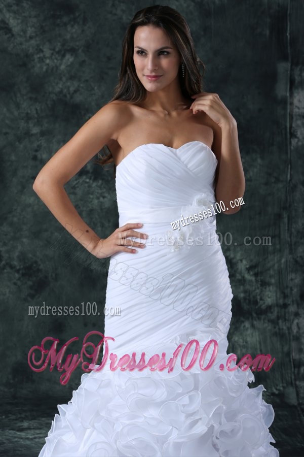 Luxurious Mermaid Sweetheart Brush Train Organza Ruching Wedding Dress