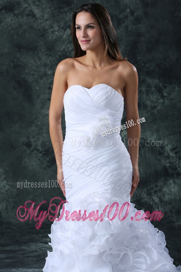 Luxurious Mermaid Sweetheart Brush Train Organza Ruching Wedding Dress