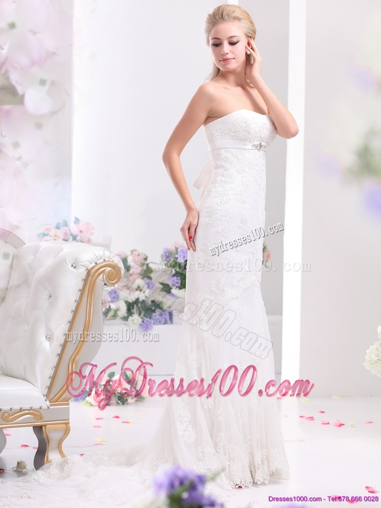 White Sweetheart Beading and Lace Wedding Dresses with Brush Train