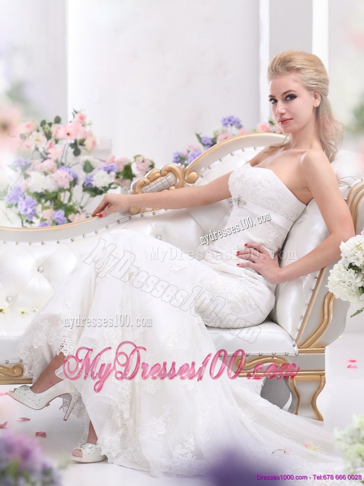 White Sweetheart Beading and Lace Wedding Dresses with Brush Train