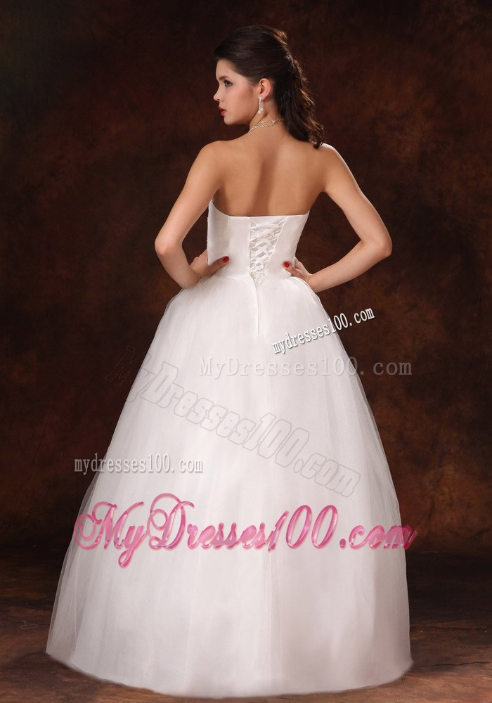 2013 New Arrival Strapless Appliques and Beading Wedding Dresses
