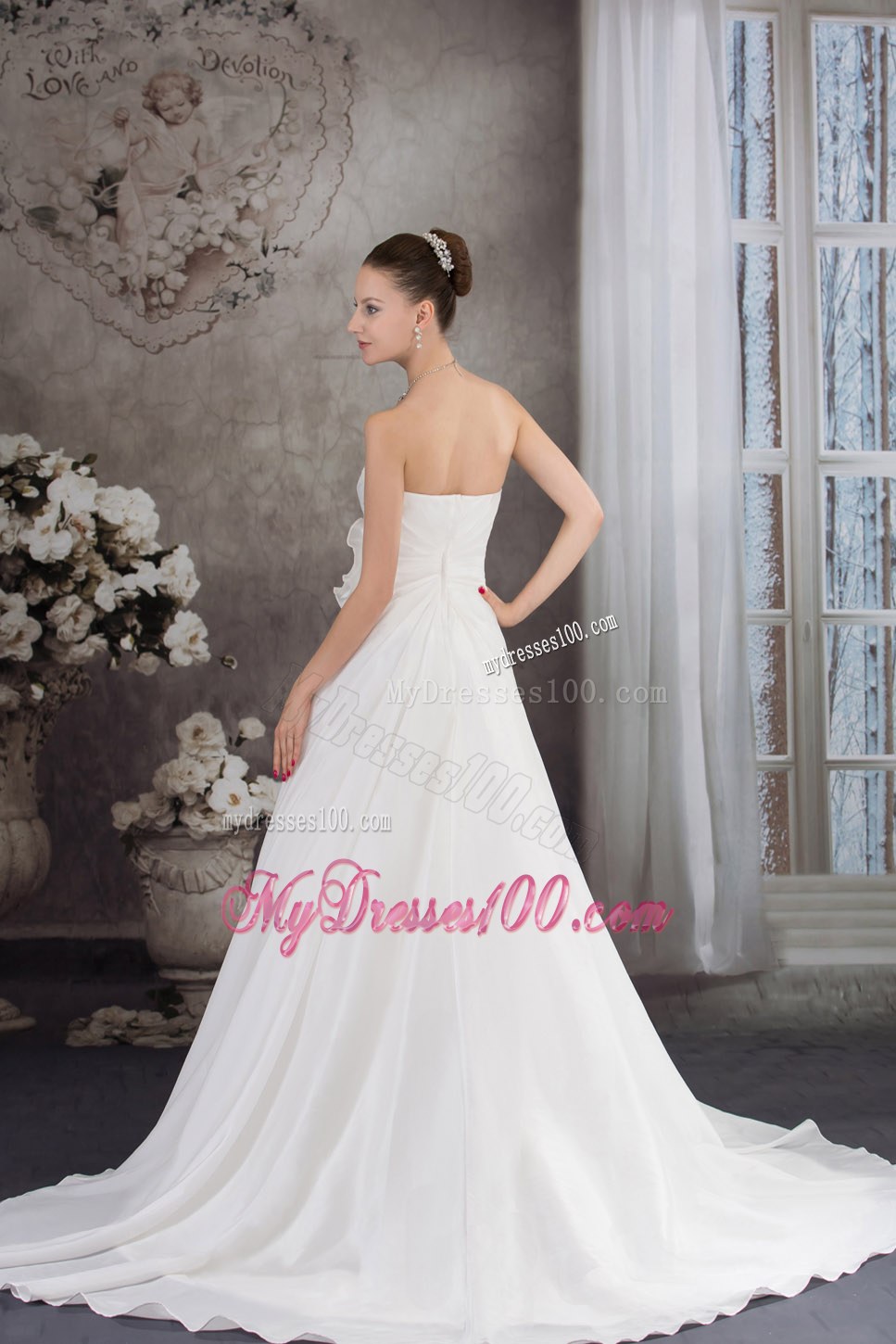 Strapless Hand Made Flower Appliques Court Train Wedding Dresses