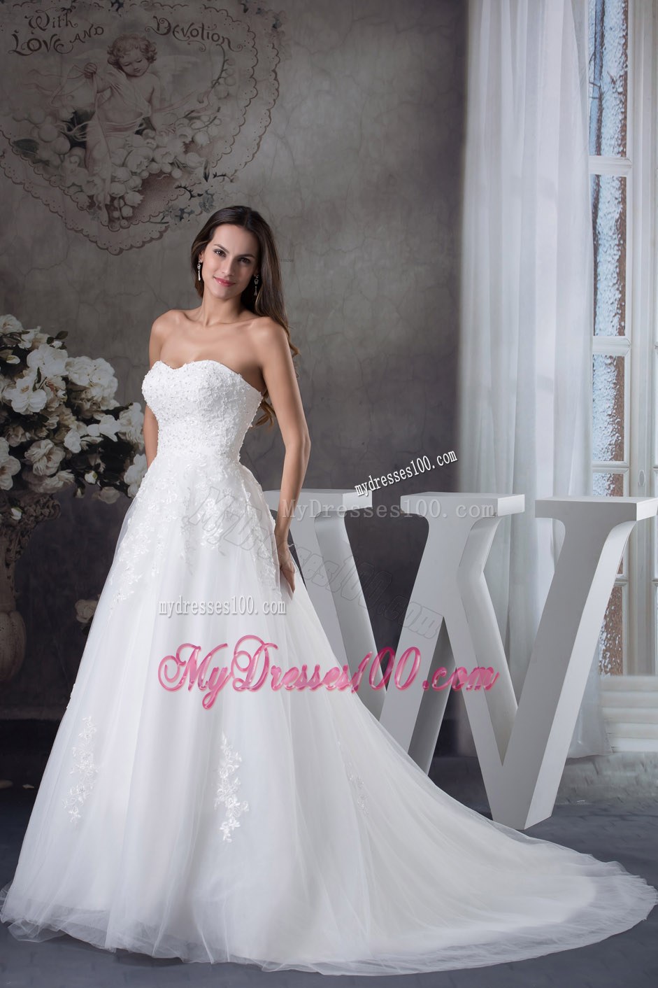 Pretty Sweetheart Appliques Court Train 2013 Wedding Dress On Sale