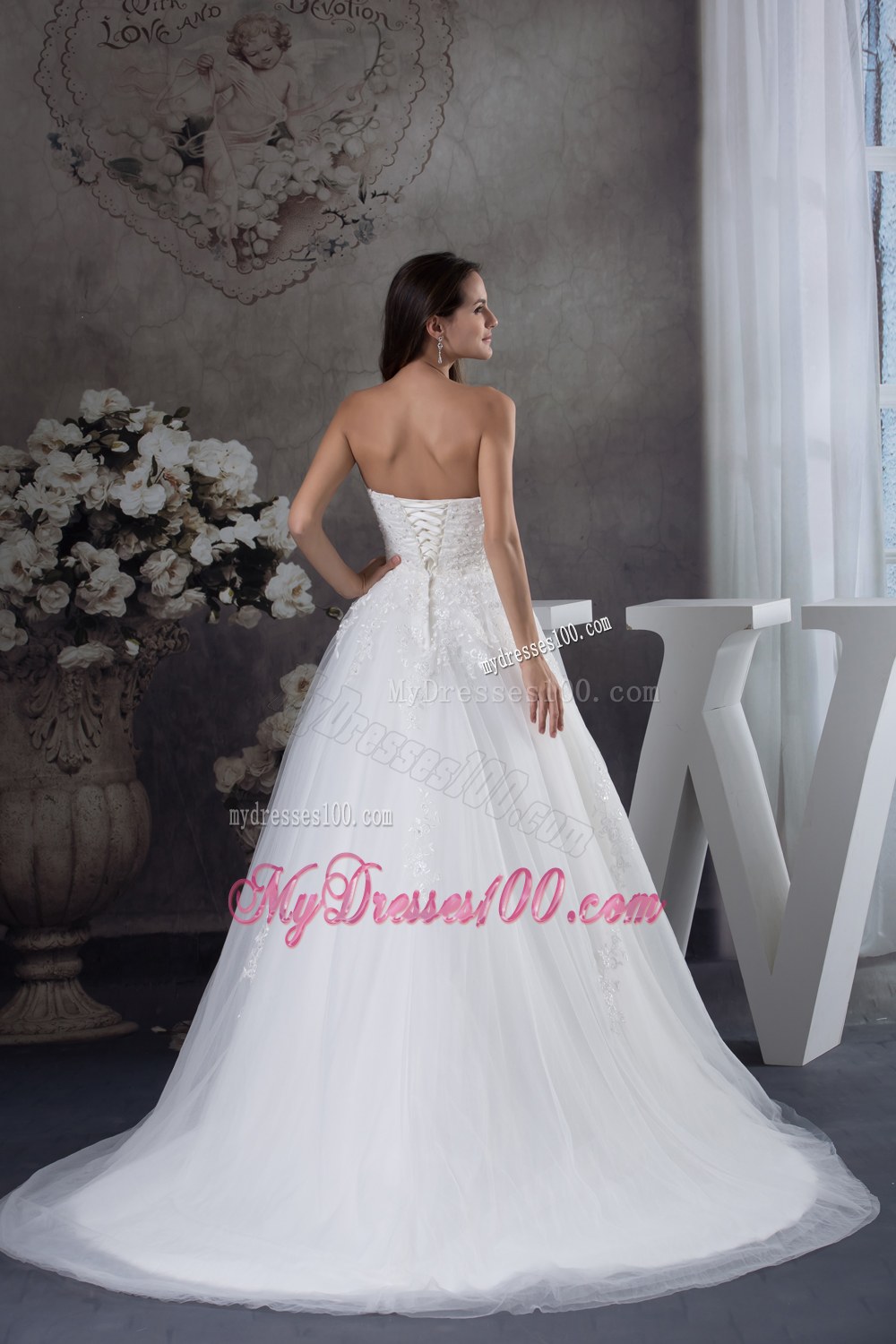 Pretty Sweetheart Appliques Court Train 2013 Wedding Dress On Sale
