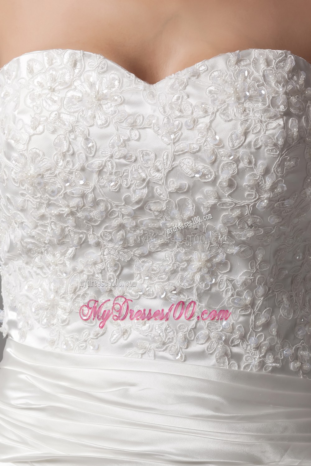 A-line Sweetheart Court Train Appliques Wedding Dress