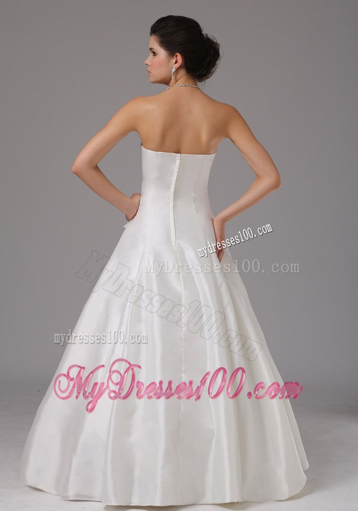 2012 Elegant Wedding Dress with Ruching Floor-length Strapless