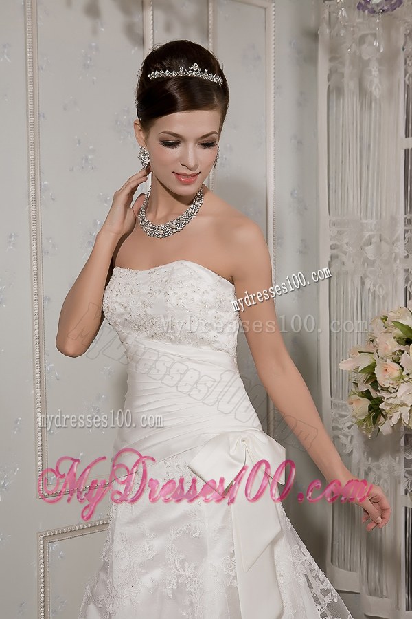 Affordable Strapless Court Train Lace Bowknot Wedding Dress for 2013