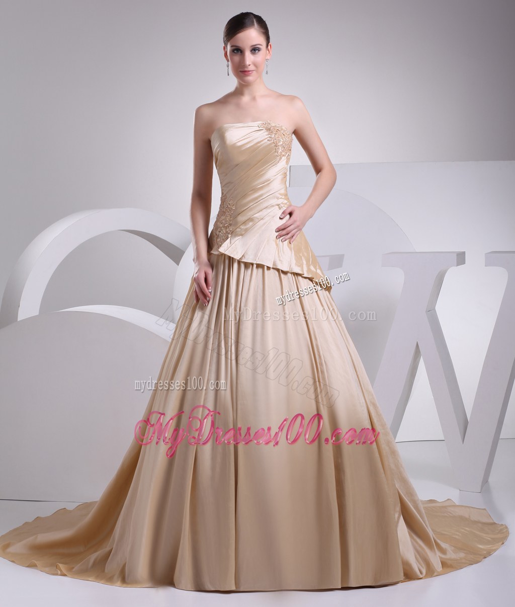 Appliques Strapless Chapel Train Wedding Dress with Champagne
